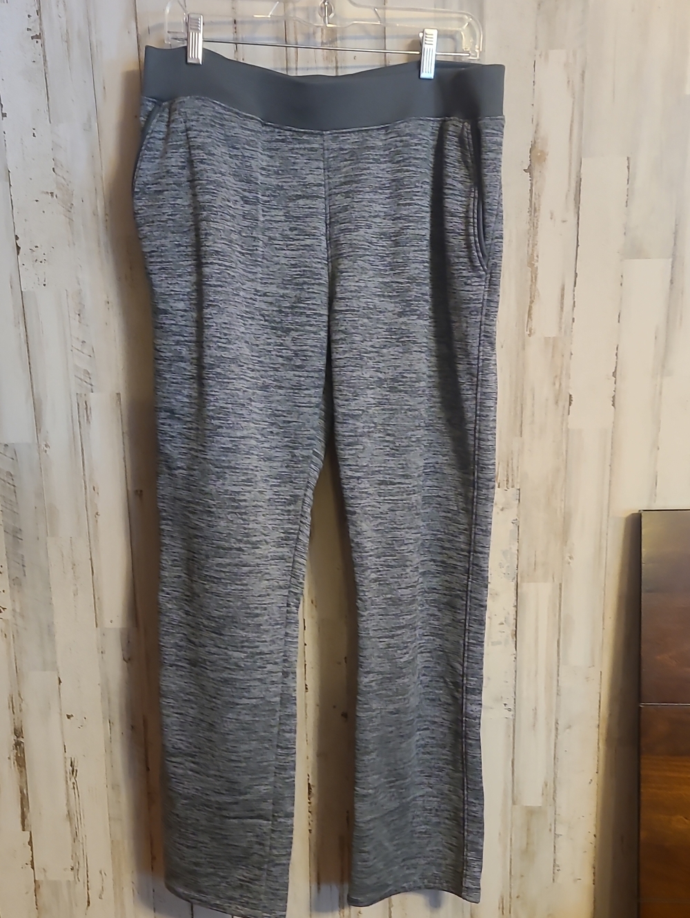 Under Armour Heathered Gray Pull-On Track Pants